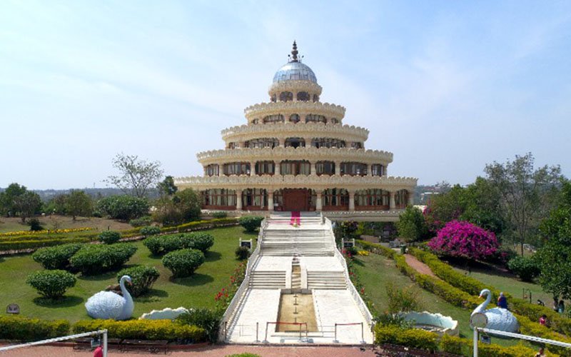 Vishalakshi Mantap; art of living ashram